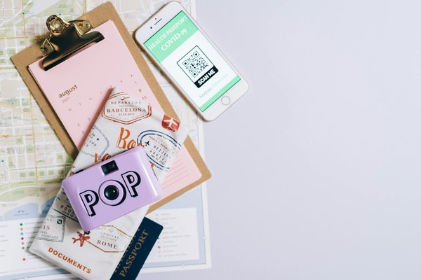 Quels sont les avantages de voyager à vélo dans des pays étrangers ?